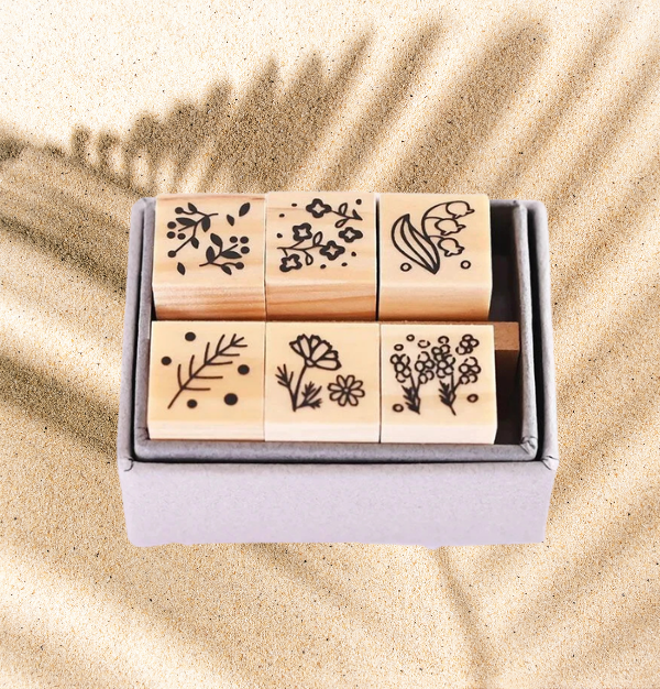 Avec Amour Petit Flower Ink Stamp 6 piece set
