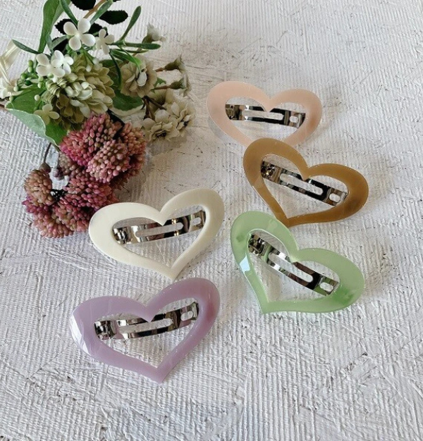 Oup Paris Heart Hair Pin Clip